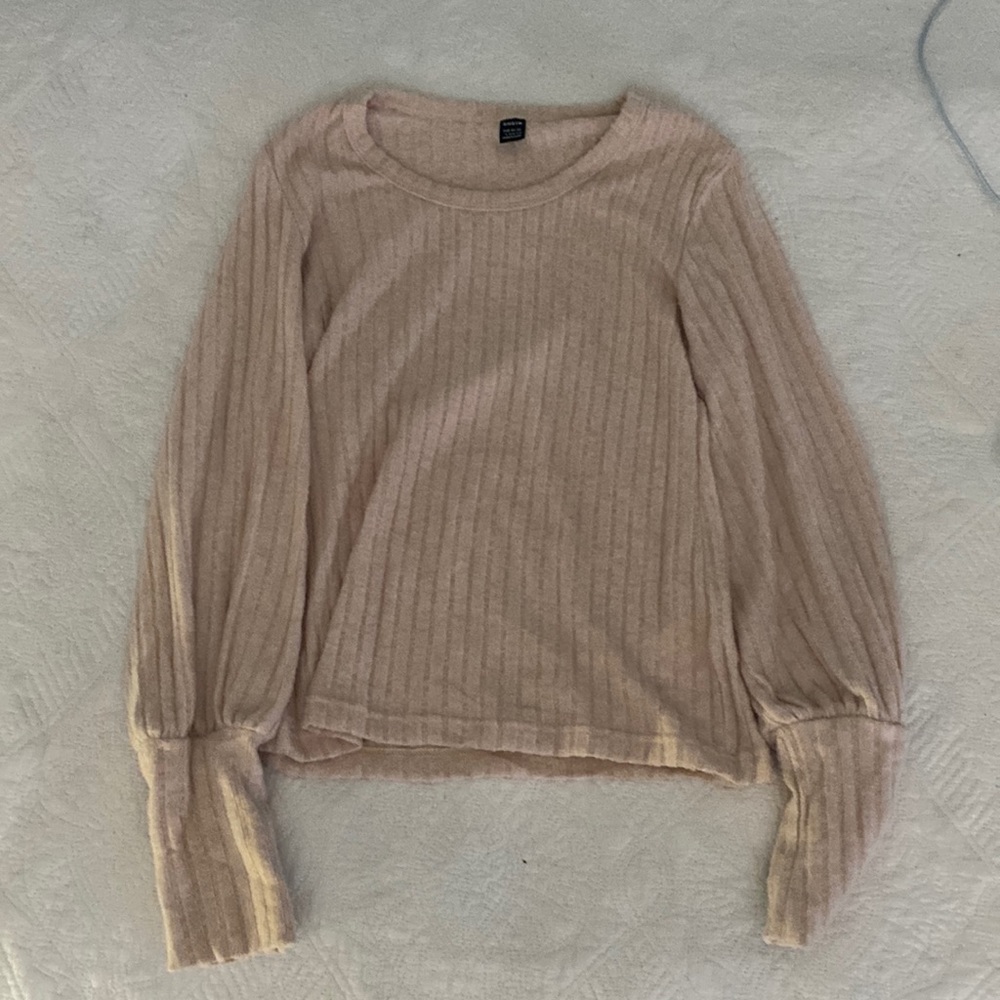 Cute creamy puffy sleeves shirt